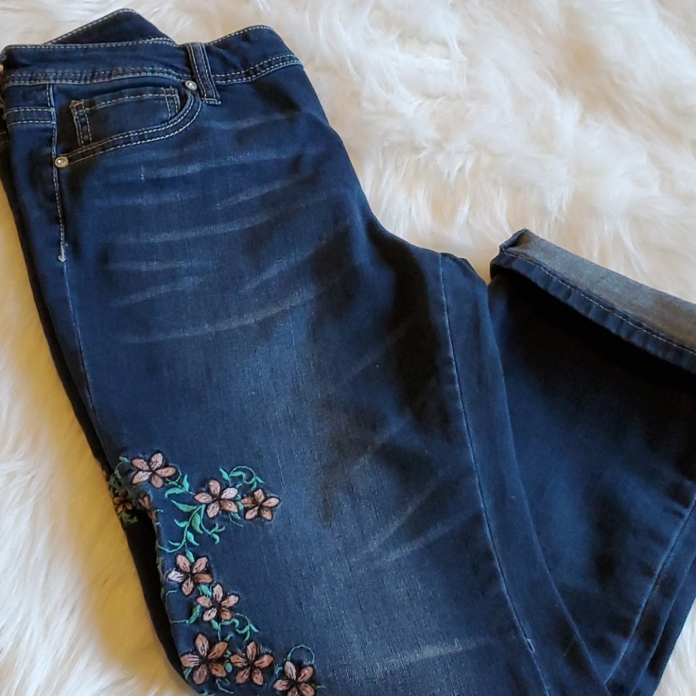 Lola Hydraulic Size 13 Jeans Embroidery Flowers - Picture 2 of 8